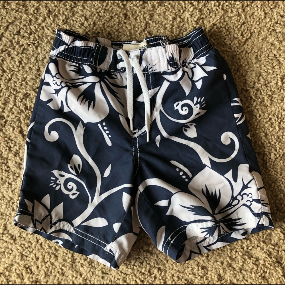 Old navy 18-24 swim trunk